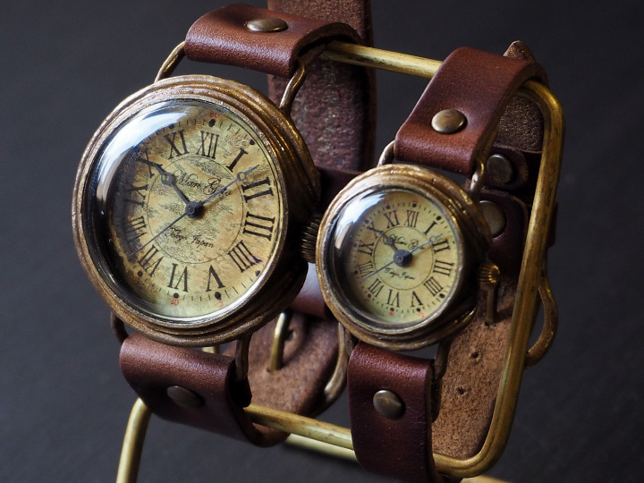 ベーシックでアンティークな手作り腕時計―Mari Goto（マリゴトー）時計